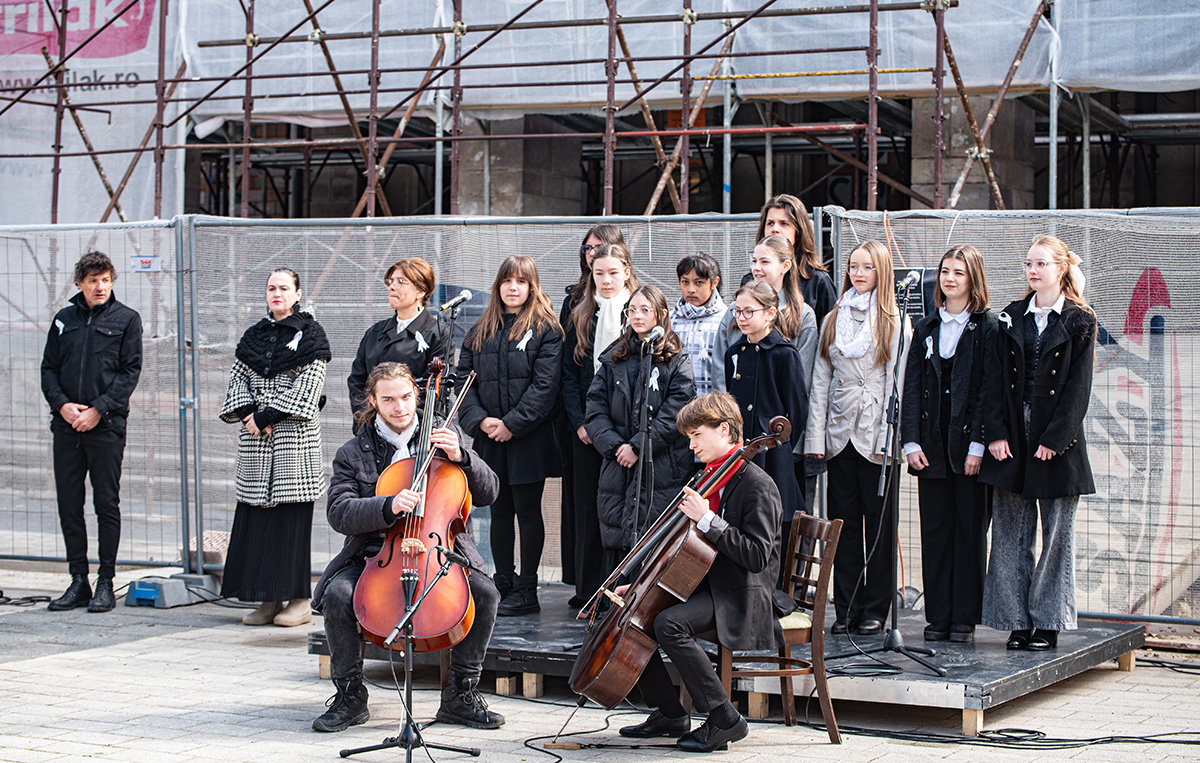 Verses városköszöntés Csíkszeredában